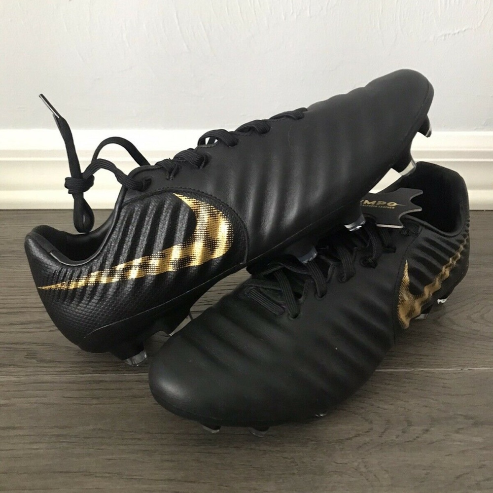 New men’s size 6.5 Nike Tiempo Legend 7 BQ7194-077 Soccer Cleats - Picture 3 of 8